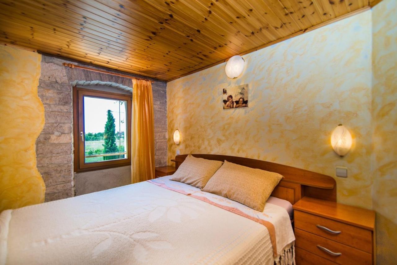 Apartment Nilda Valdi Sabadin Εξωτερικό φωτογραφία