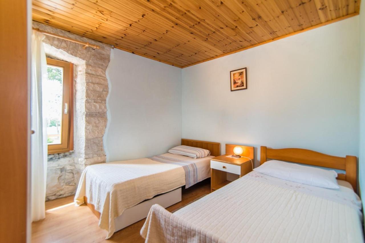 Apartment Nilda Valdi Sabadin Εξωτερικό φωτογραφία
